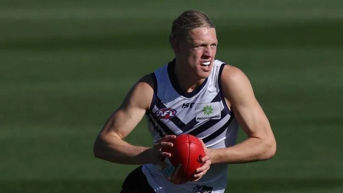 Contract Update: Hayden Young