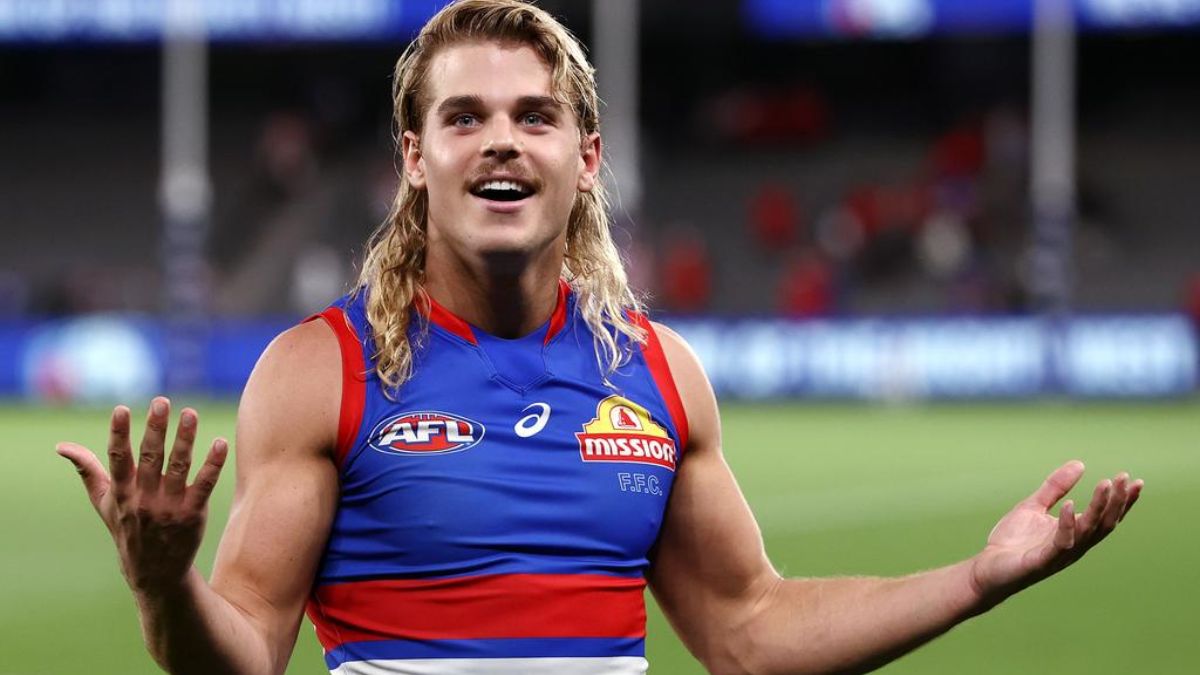 Contract Update: Bailey Smith