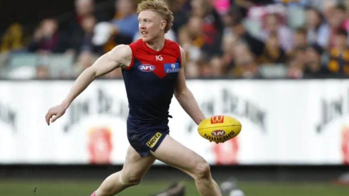 Clayton Oliver - MEL