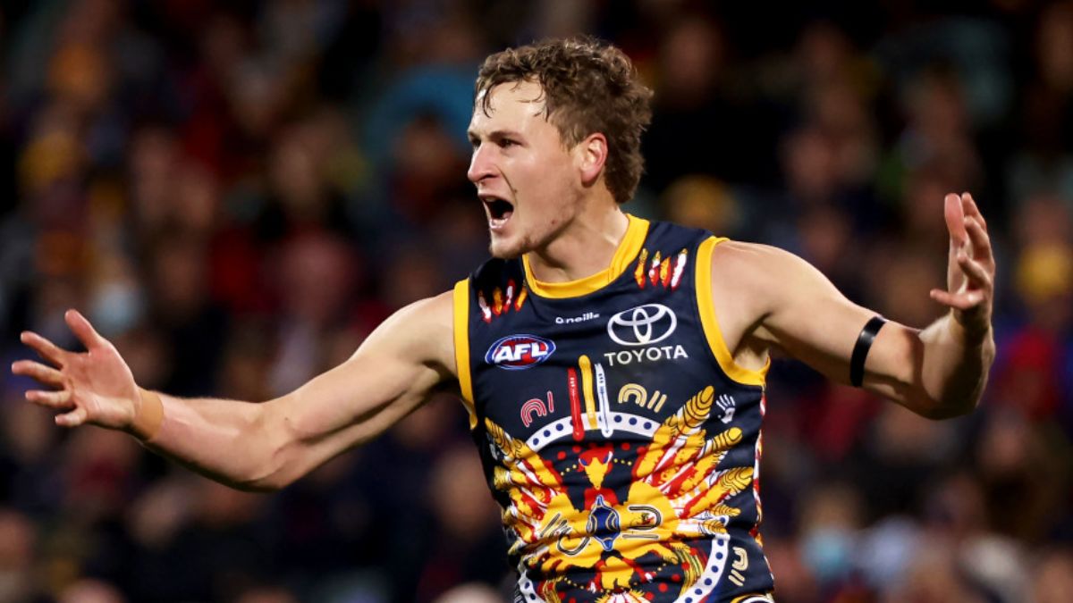 Plus Six Podcast: Adelaide updates with Aaron Bryans