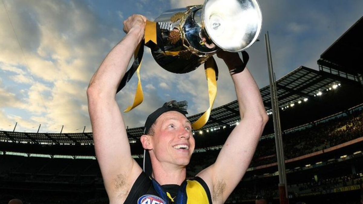 Dylan Grimes Retires