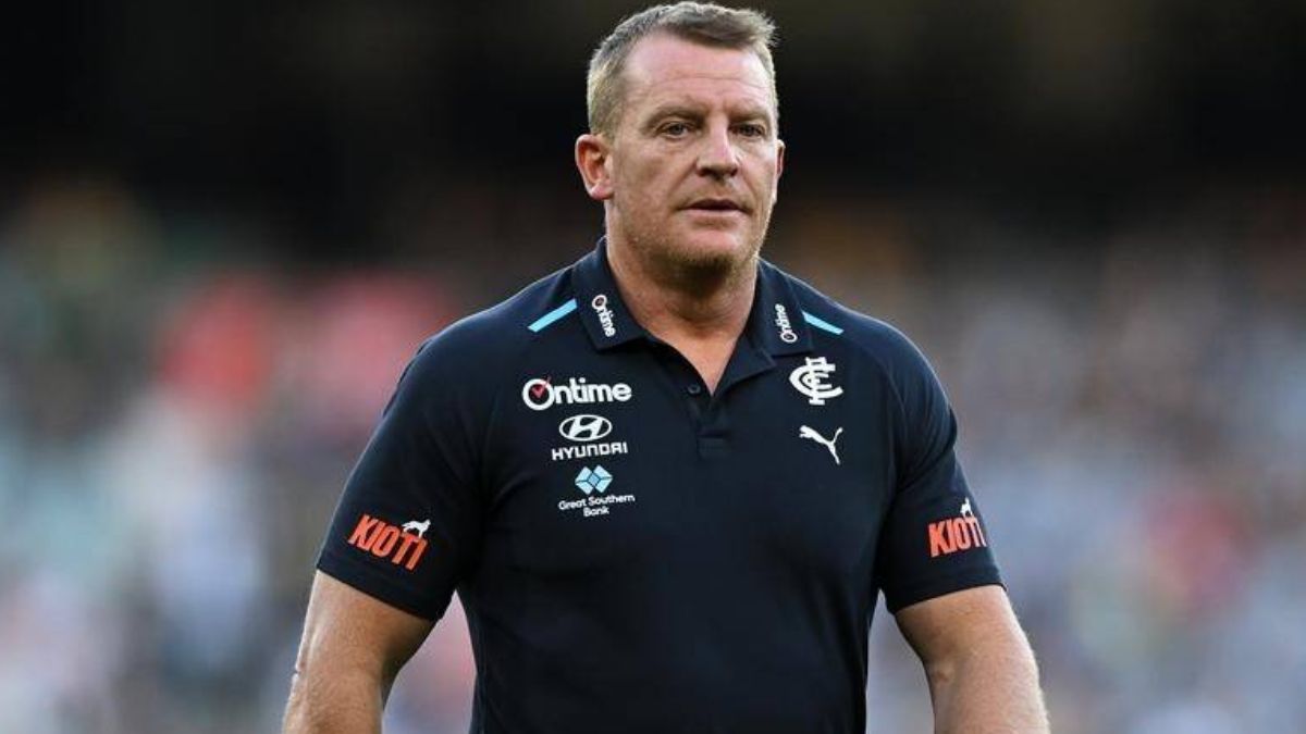 Voss resigns as Carlton coach