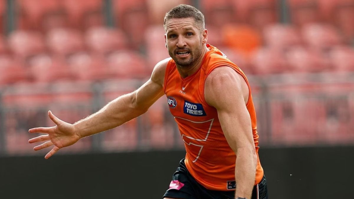 Jesse Hogan joins Magpies