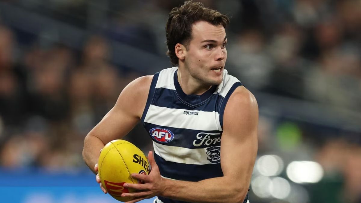 Jack Bowes joins Bombers